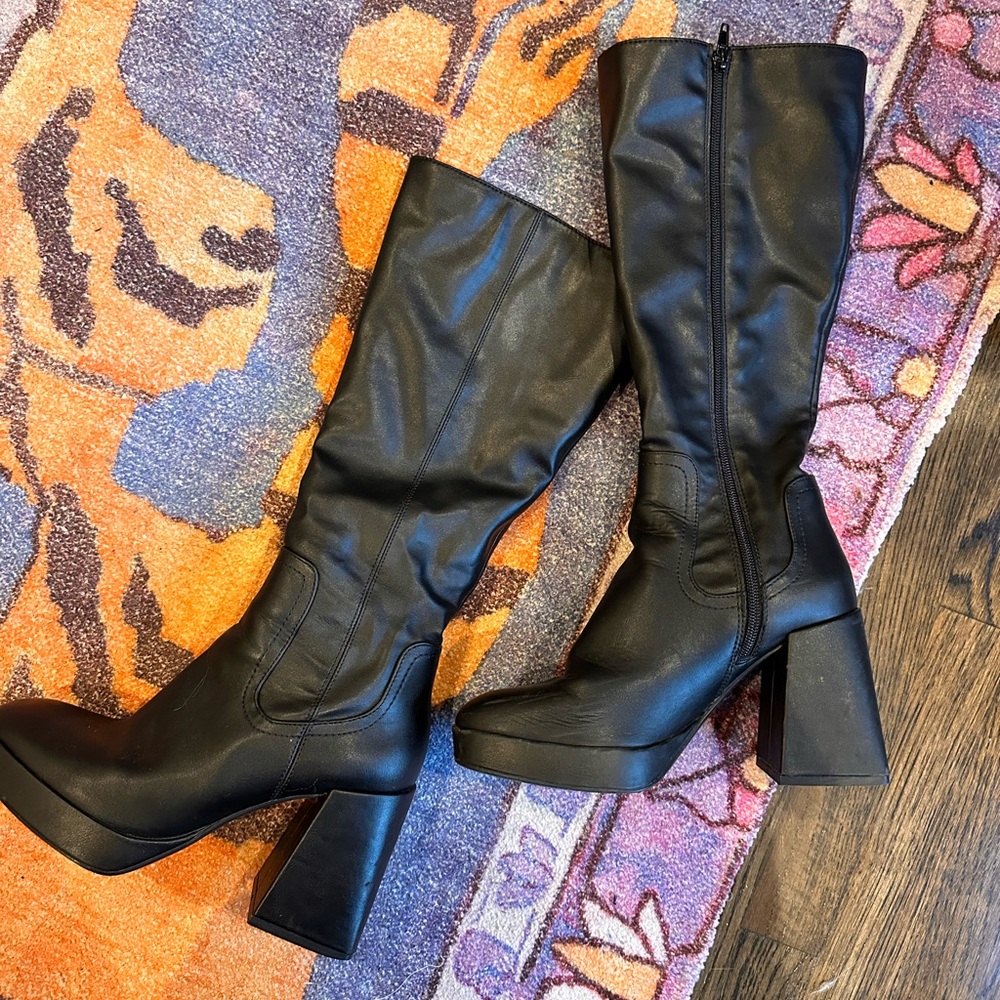 Black Chunky Heel Knee High Boots